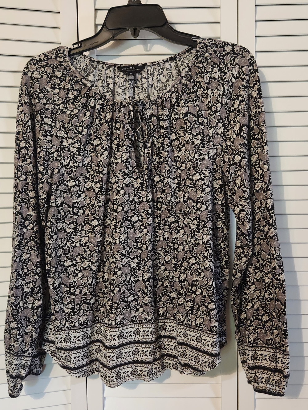 Lucky Brand Black & Cream Floral Peasant Top